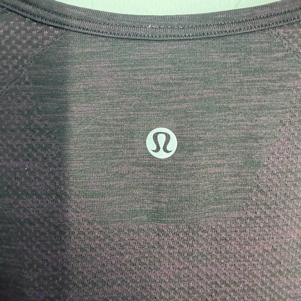 Lululemon Metal Vent Tech Tank Top 2.0 Mens L Heather Black Cherry - Picture 8 of 9